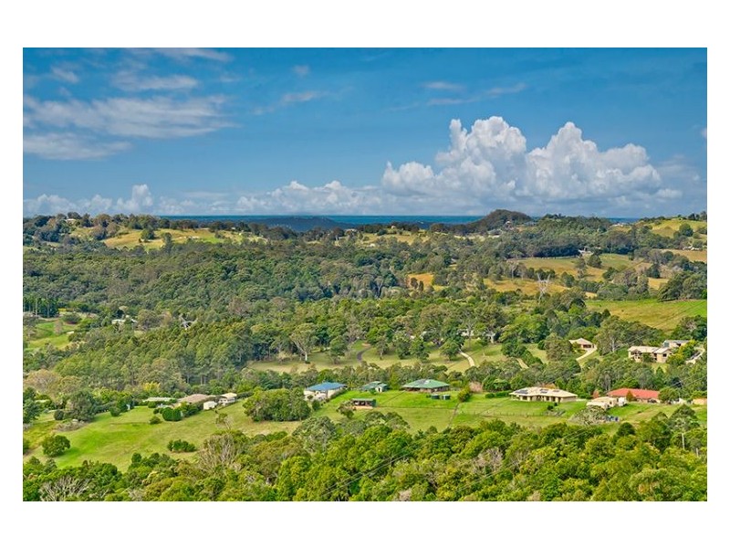10 Lantana Lane, Mapleton QLD 4560