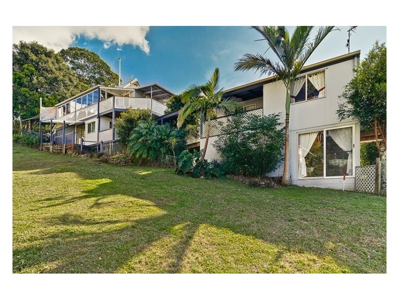 10 Lantana Lane, Mapleton QLD 4560
