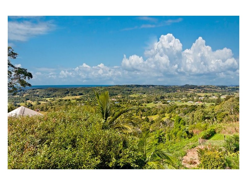 10 Lantana Lane, Mapleton QLD 4560