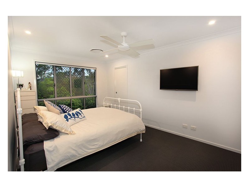 22 James Whalley Drive, Burnside QLD 4560