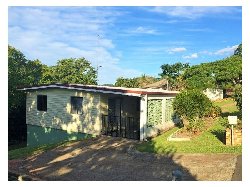 17 Crusher Park Drive, Nambour QLD 4560
