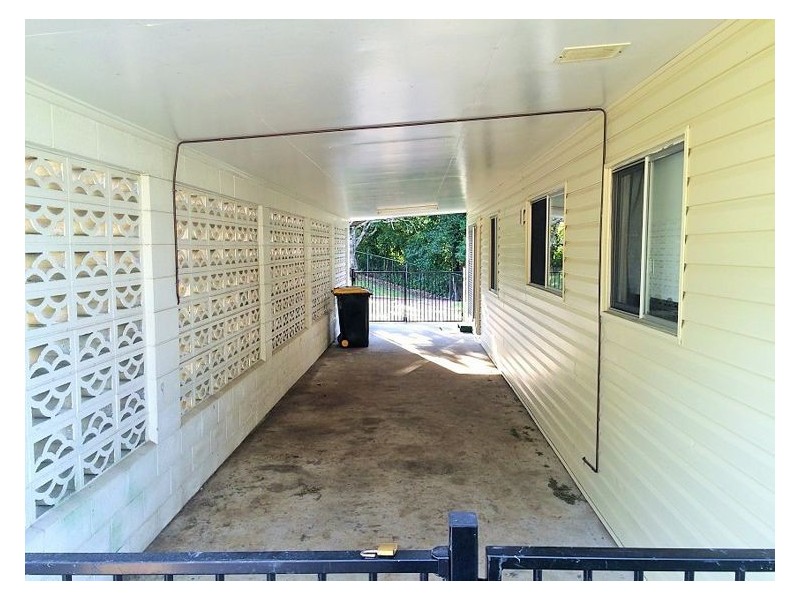 17 Crusher Park Drive, Nambour QLD 4560