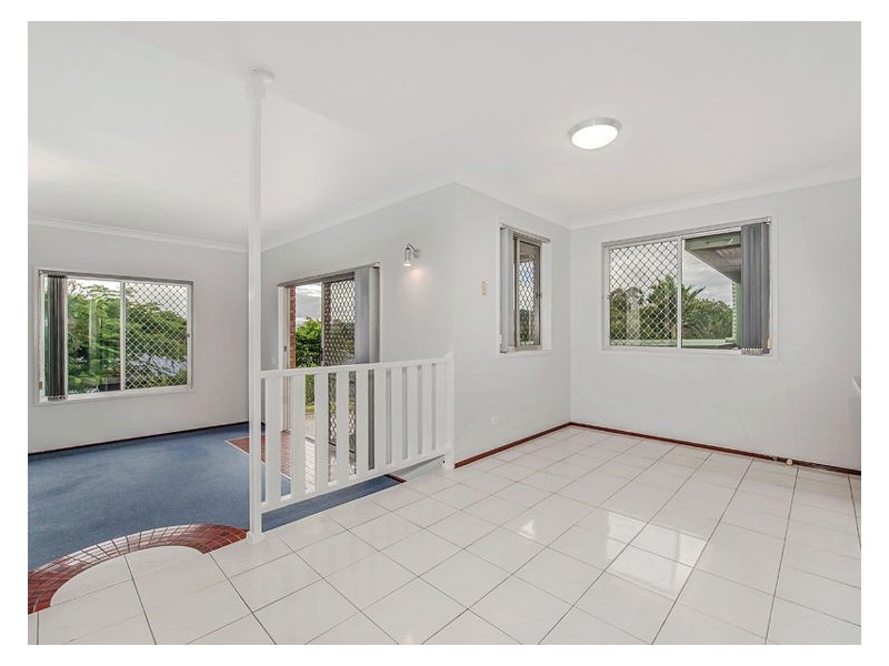 3 Mundara Court, Coes Creek QLD 4560