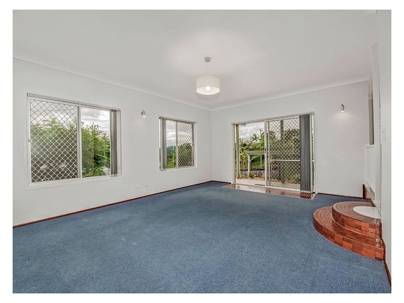 3 Mundara Court, Coes Creek QLD 4560