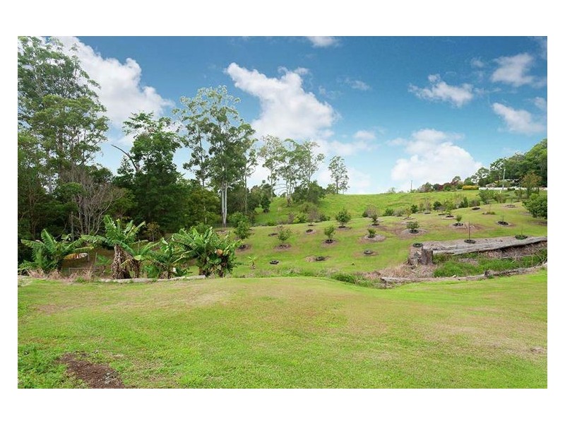 27 Amelia Place, Kureelpa QLD 4560