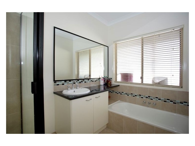 206 Caulleys Road, Paterson QLD 4570