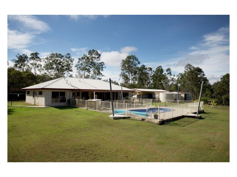 206 Caulleys Road, Paterson QLD 4570