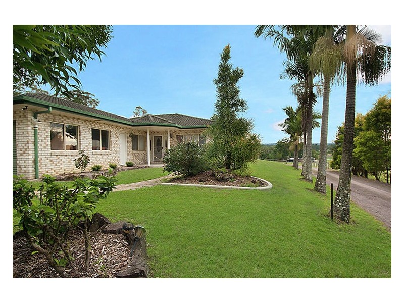 70 Rainforest Road, Chevallum QLD 4555