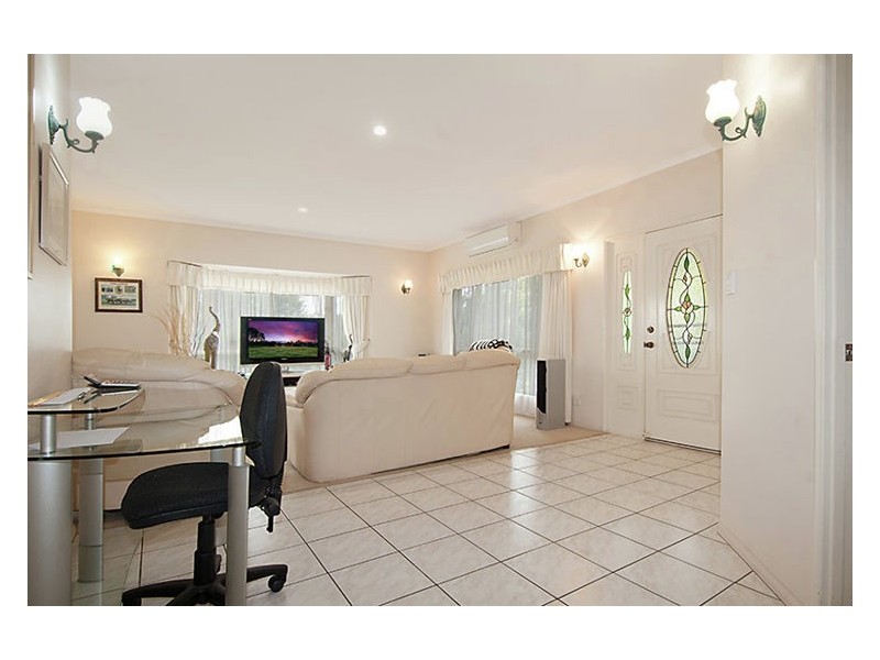 70 Rainforest Road, Chevallum QLD 4555