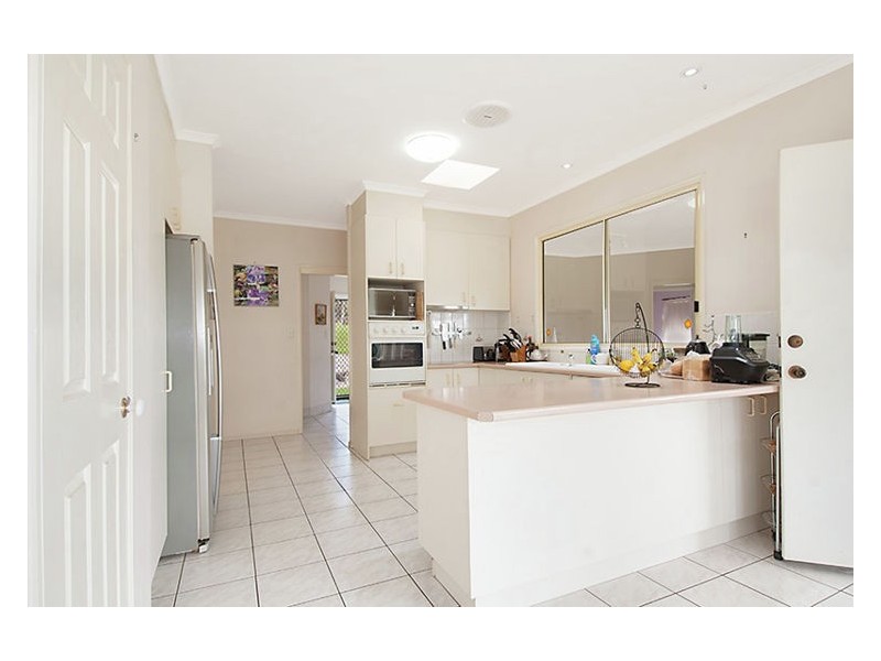 70 Rainforest Road, Chevallum QLD 4555