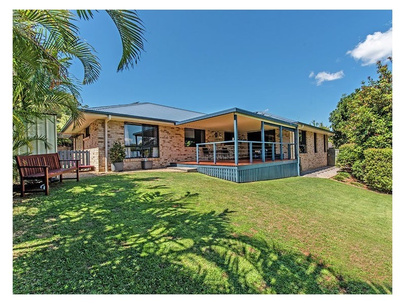 13 Bunya Pine Place, Woombye QLD 4559