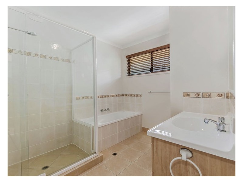 13 Bunya Pine Place, Woombye QLD 4559