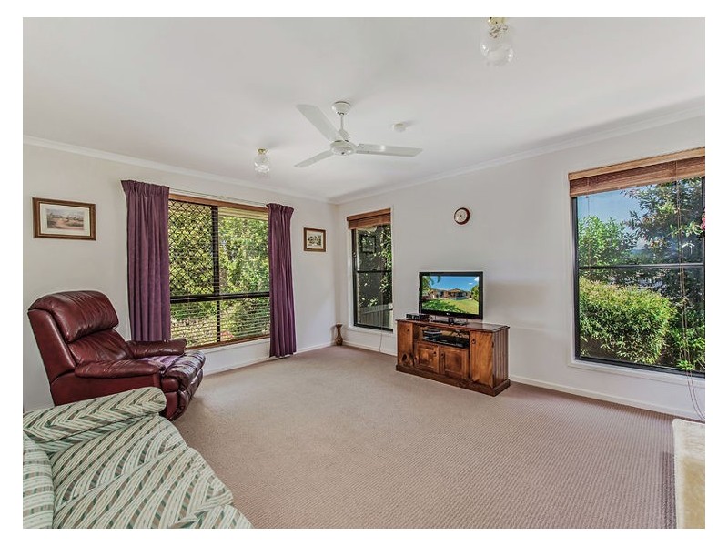 13 Bunya Pine Place, Woombye QLD 4559