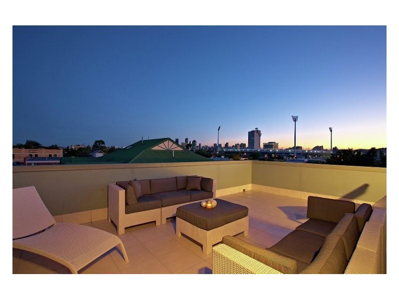 East Brisbane QLD 4169