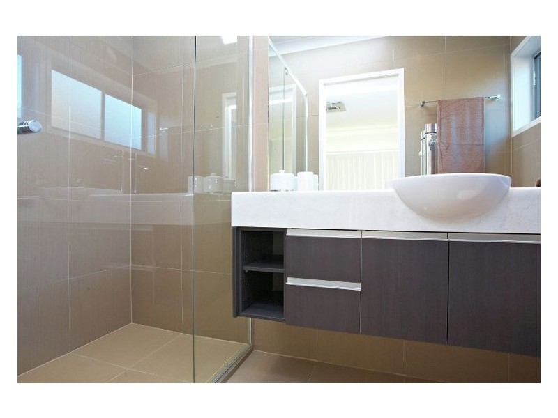 East Brisbane QLD 4169