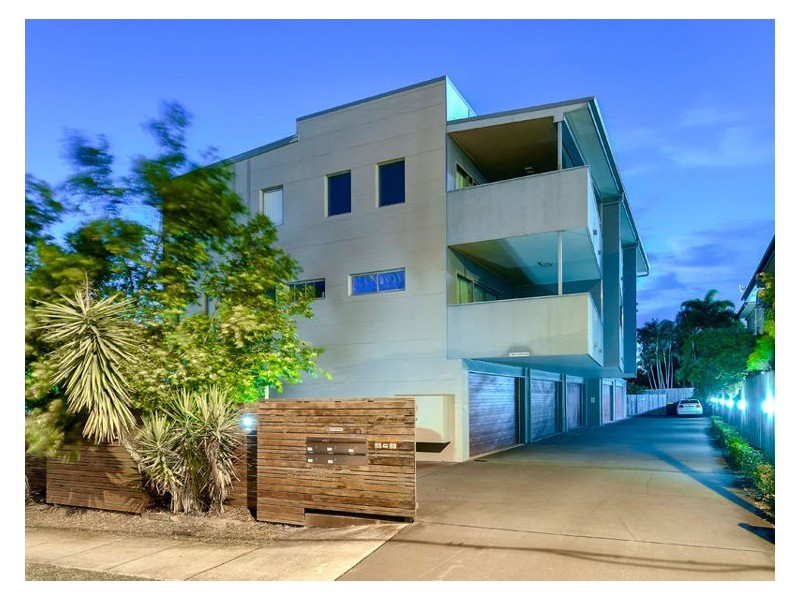 East Brisbane QLD 4169