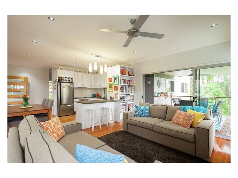 33 Old Coach Way, Ninderry QLD 4561