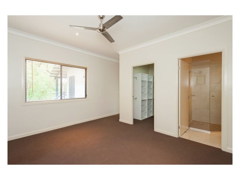 42 Chants Road, Valdora QLD 4561