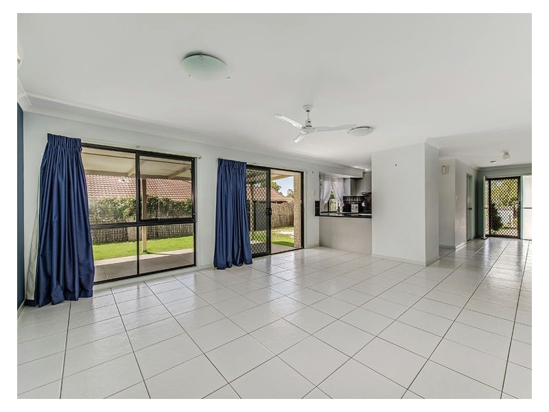 11 McKinnon Drive, Burnside QLD 4560