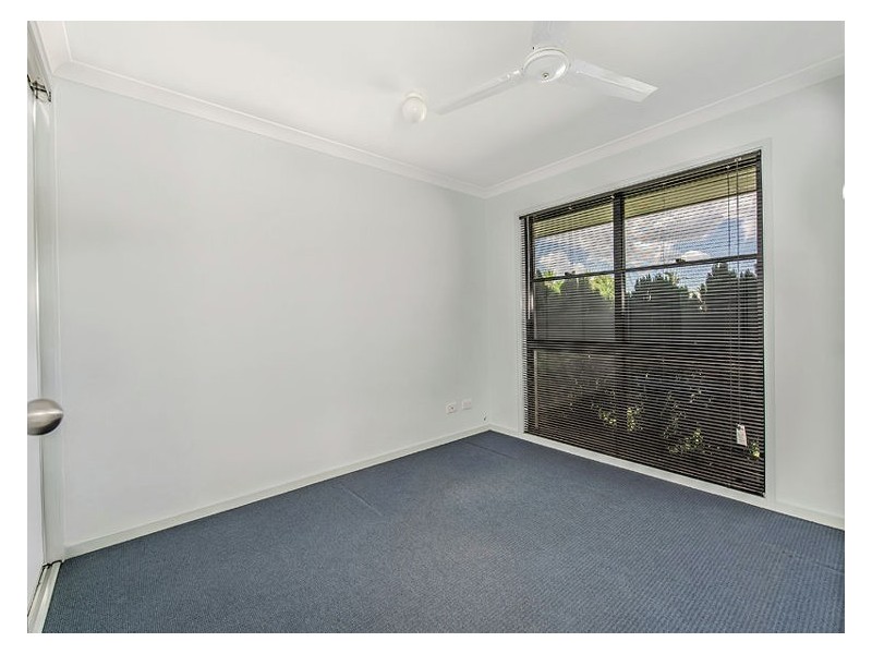 11 McKinnon Drive, Burnside QLD 4560