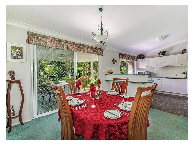 6 Harvey Court, Nambour QLD 4560