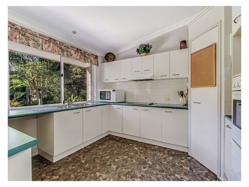 6 Harvey Court, Nambour QLD 4560