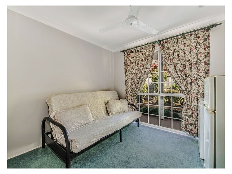 6 Harvey Court, Nambour QLD 4560