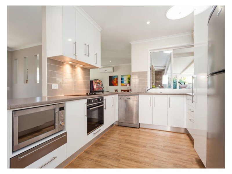 8 Crestmont Drive, Buderim QLD 4556