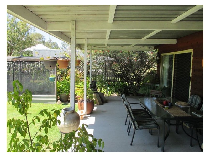 1 William Street, Biggenden QLD 4621
