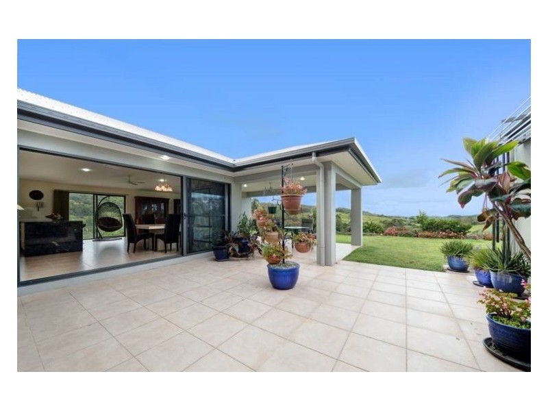 832 Nambour-Mapleton Road, Mapleton QLD 4560