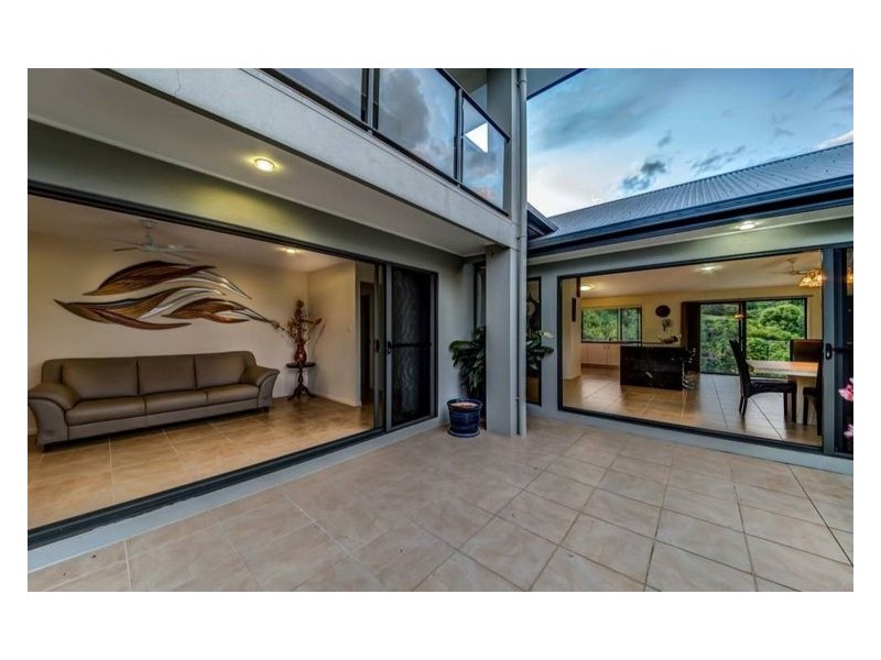 832 Nambour-Mapleton Road, Mapleton QLD 4560