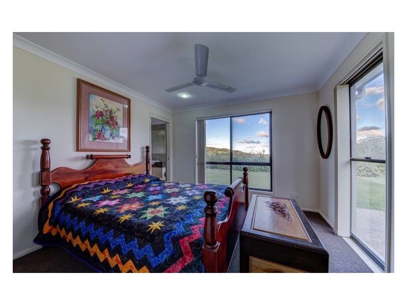 832 Nambour-Mapleton Road, Mapleton QLD 4560