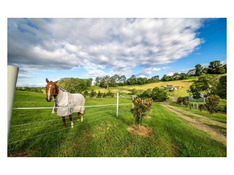 832 Nambour-Mapleton Road, Mapleton QLD 4560