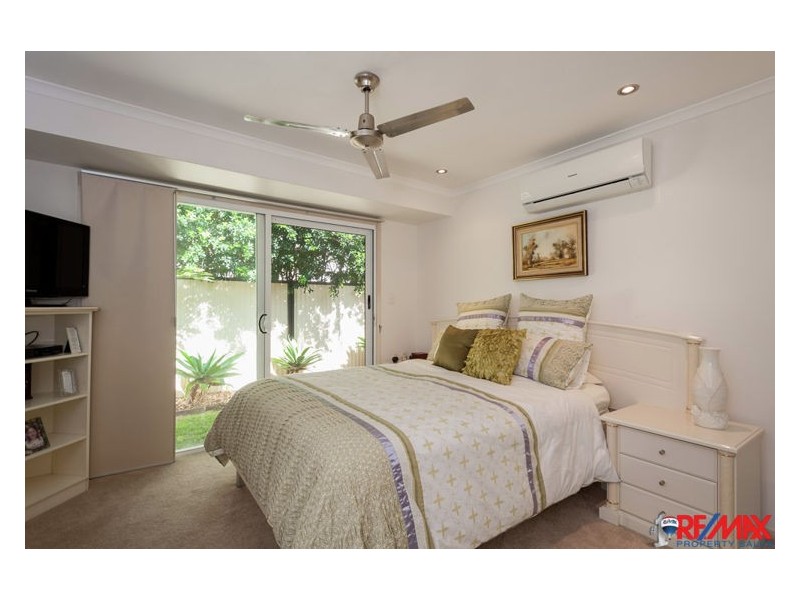 6 Magnetic Street, Parrearra QLD 4575