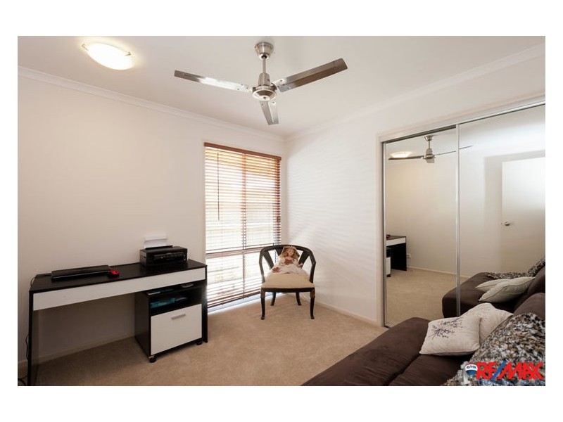 6 Magnetic Street, Parrearra QLD 4575