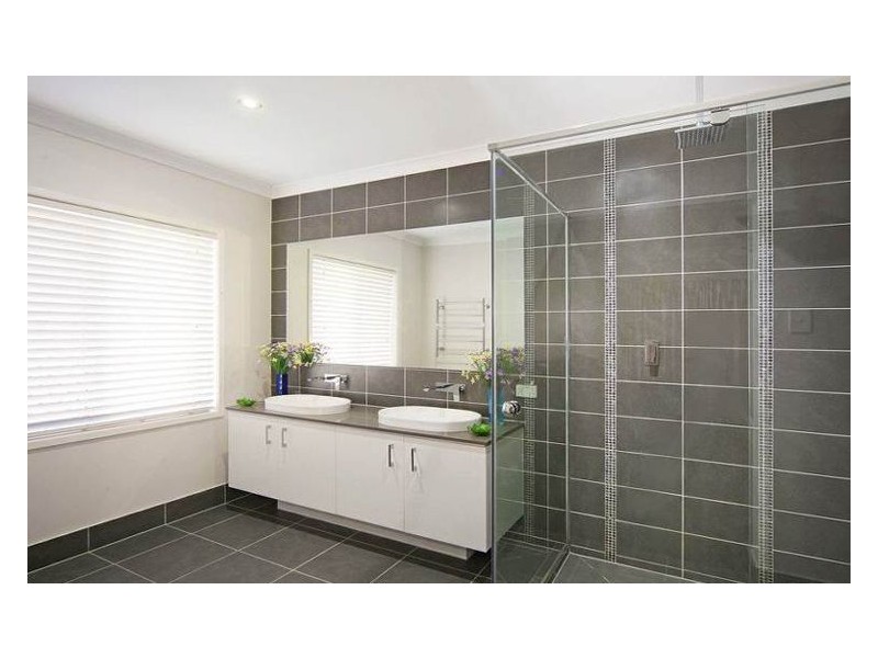 67 Mountain View Road, Yandina QLD 4561