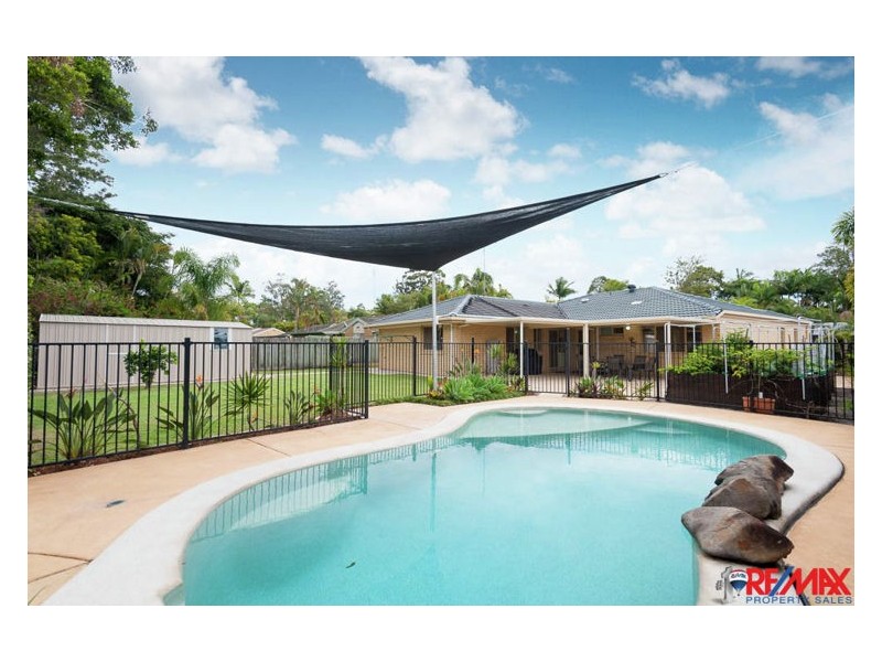 10 Crestmont Drive, Buderim QLD 4556