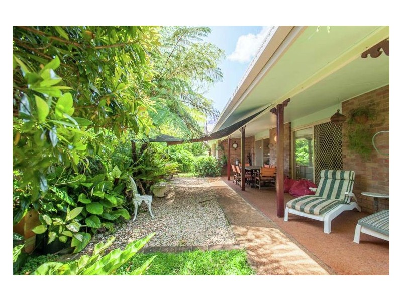 12 Rainbow Park Drive, Mapleton QLD 4560