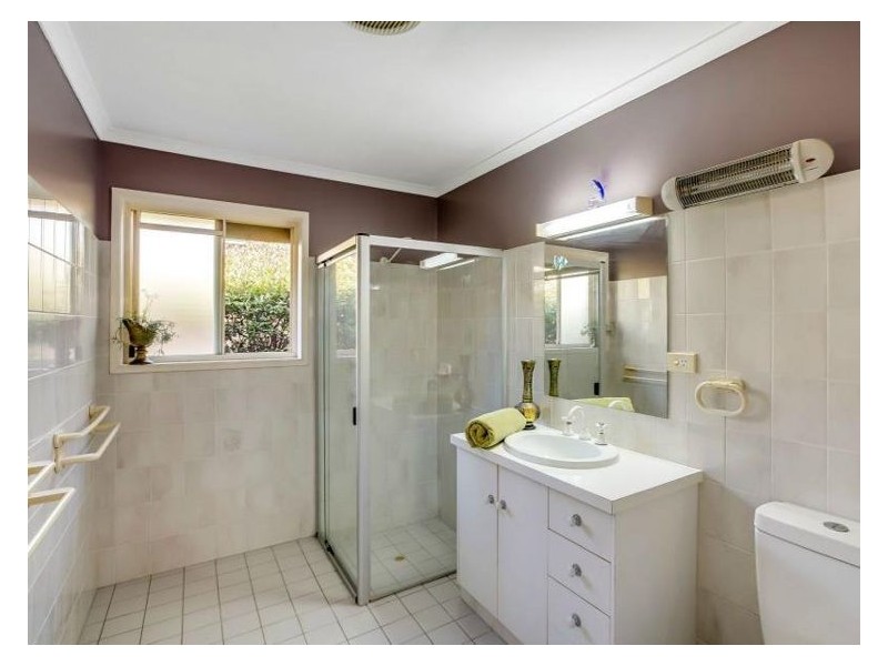 12 Rainbow Park Drive, Mapleton QLD 4560