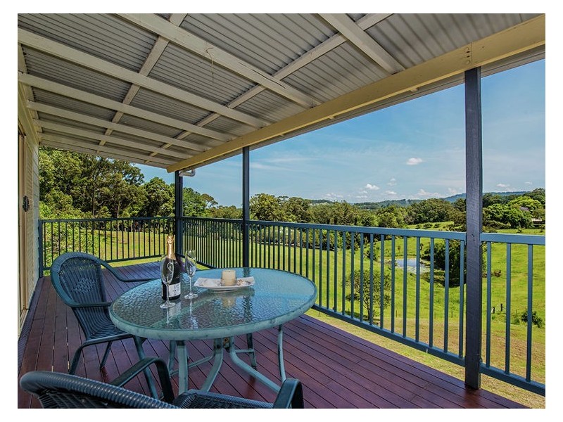 10 Mundoo Street, Coes Creek QLD 4560