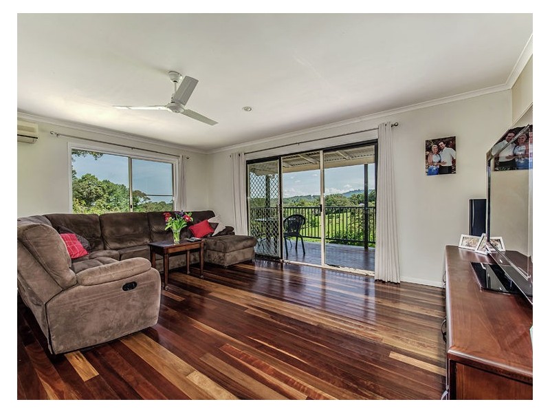 10 Mundoo Street, Coes Creek QLD 4560