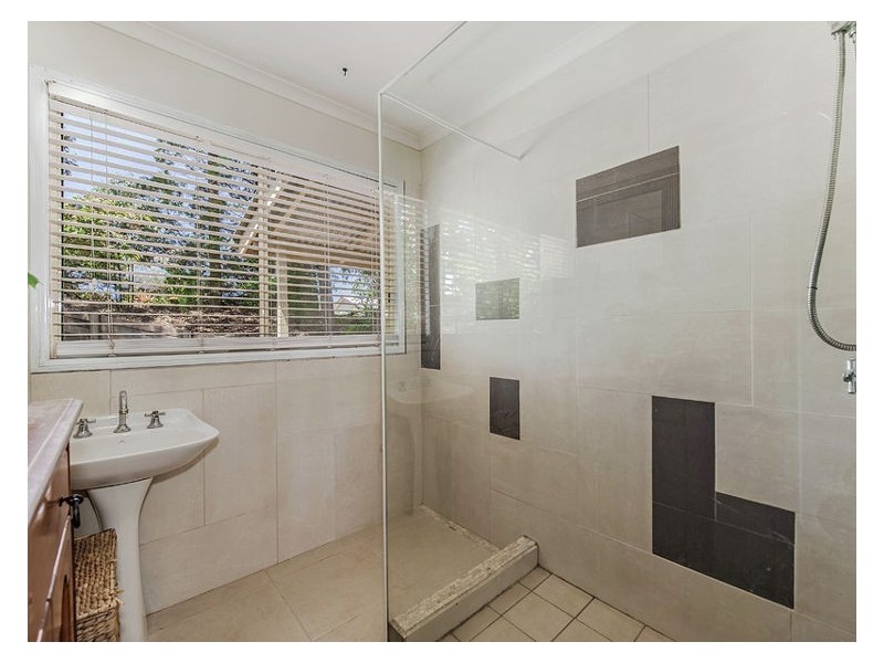 10 Mundoo Street, Coes Creek QLD 4560