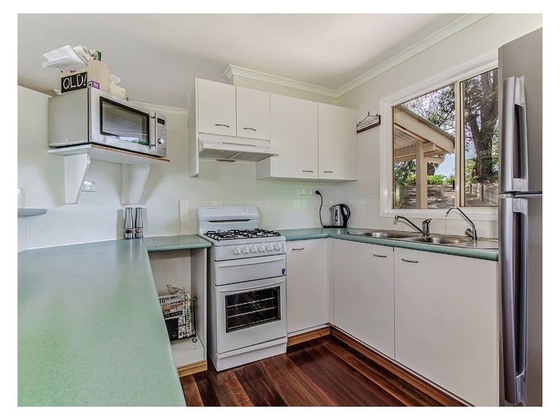 10 Mundoo Street, Coes Creek QLD 4560