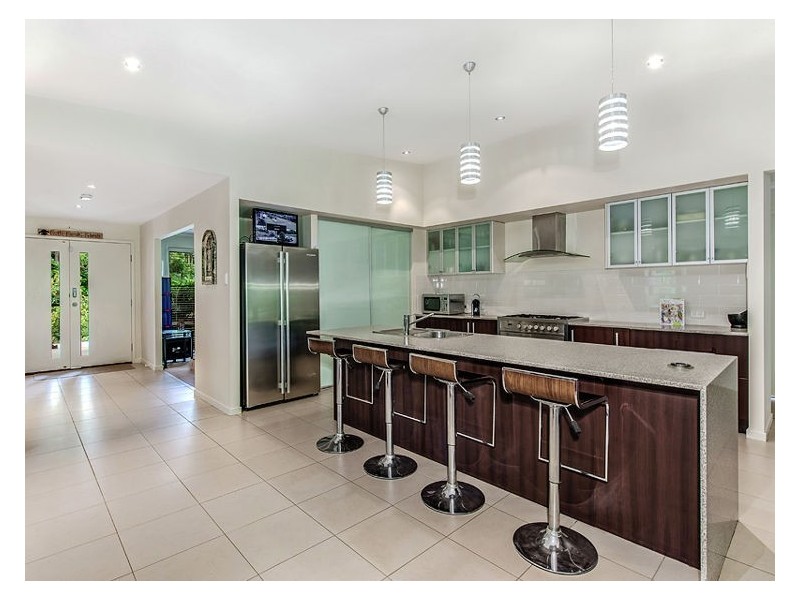 20 White Cedar Place, Woombye QLD 4559