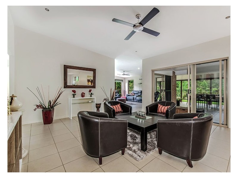 20 White Cedar Place, Woombye QLD 4559