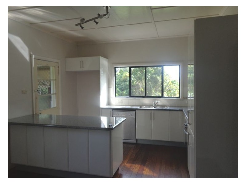 19 Blackall Terrace, Nambour QLD 4560