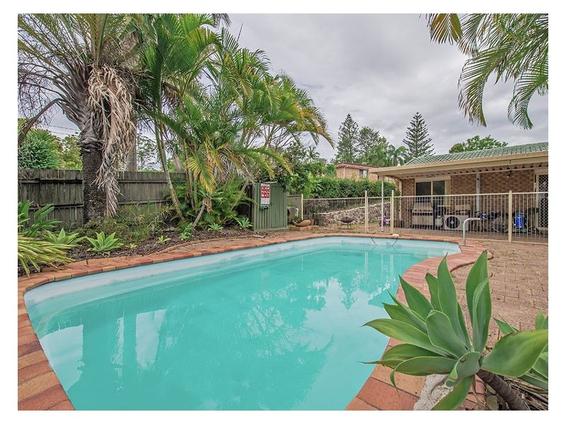 1 Mountain Breeze Court, Coes Creek QLD 4560