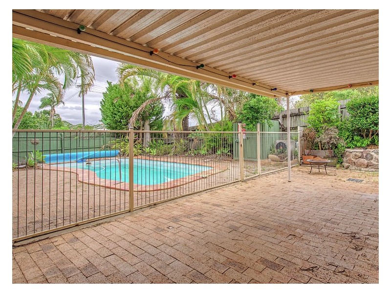1 Mountain Breeze Court, Coes Creek QLD 4560