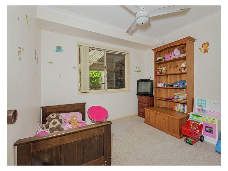 1 Mountain Breeze Court, Coes Creek QLD 4560