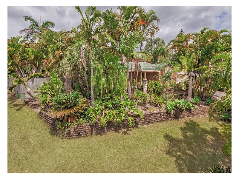 1 Mountain Breeze Court, Coes Creek QLD 4560